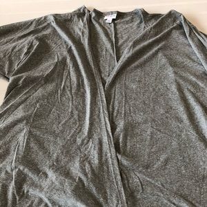 LuLaRoe DISCONTINUED Lindsay kimono
